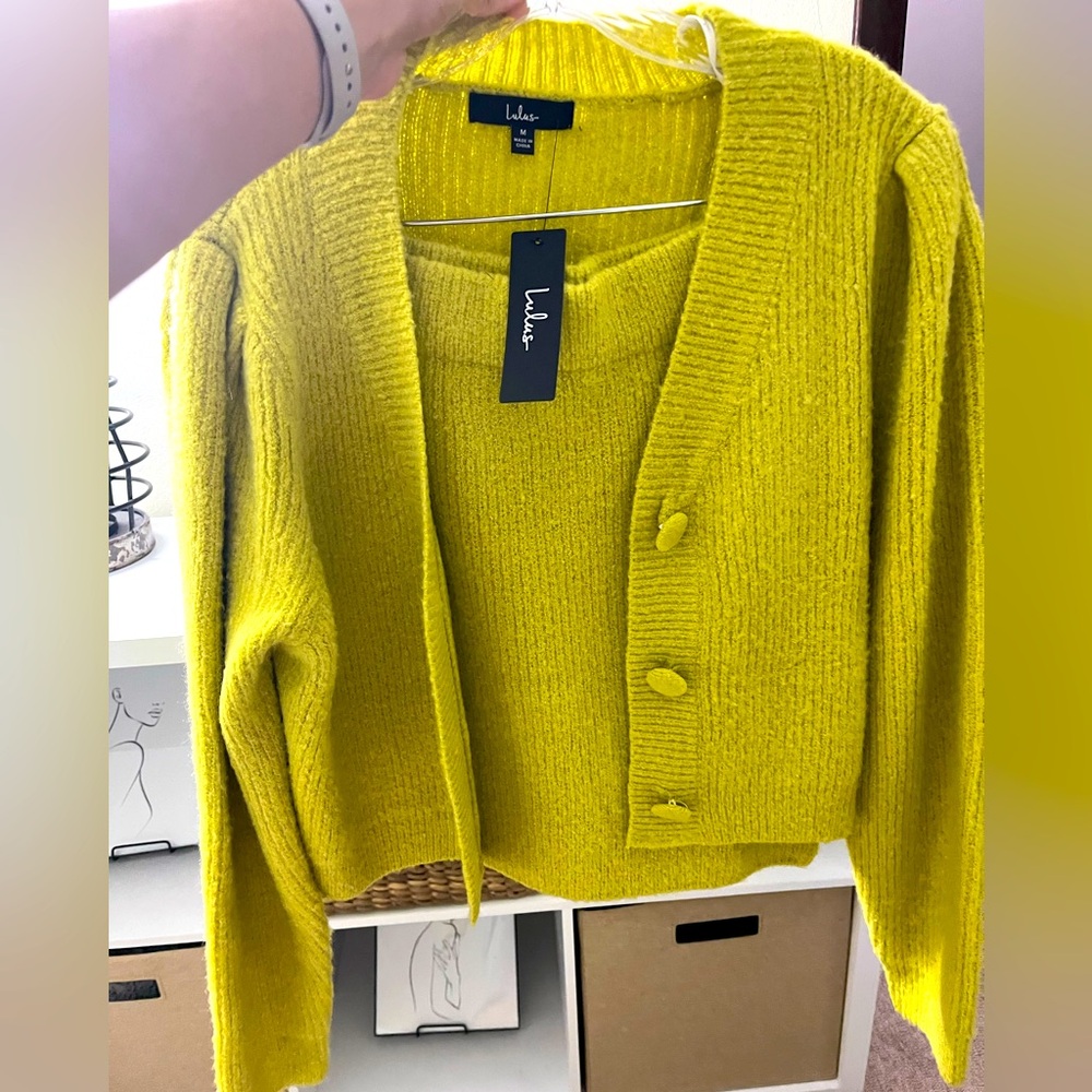 Medium Lulu’s Sweater Set.